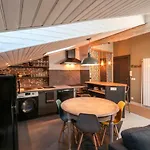 6 Rue D\'Aubuisson